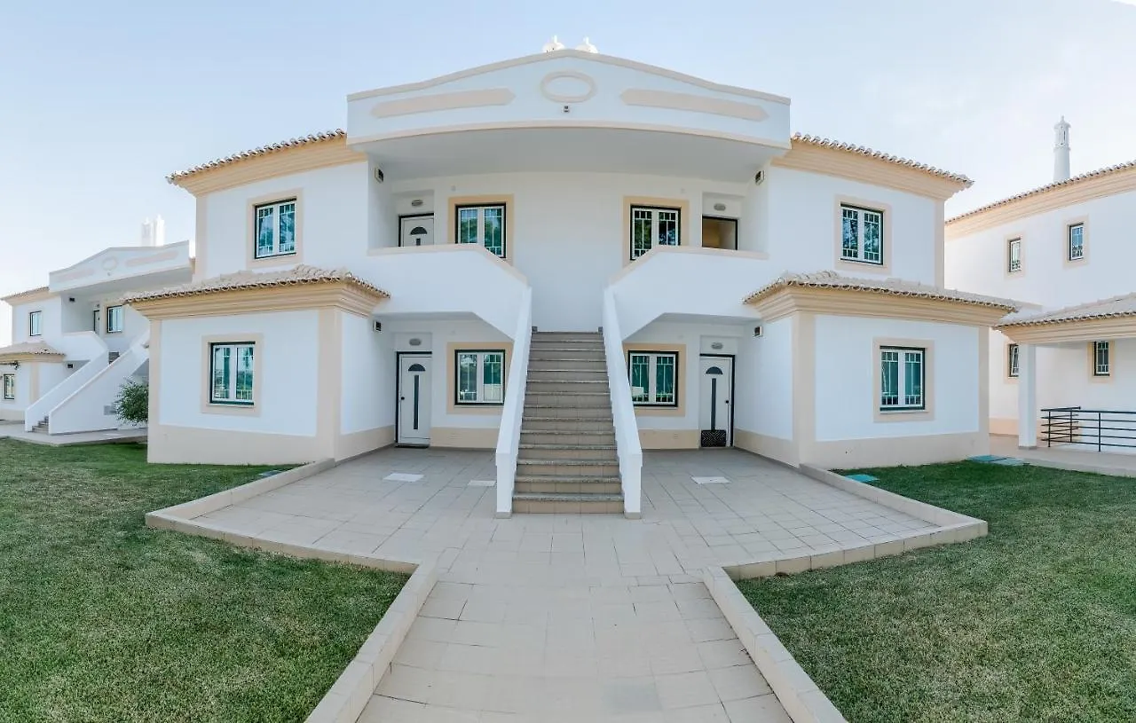 Pine Cliff Apartment By The Portuguese Butler أولوز داغوا