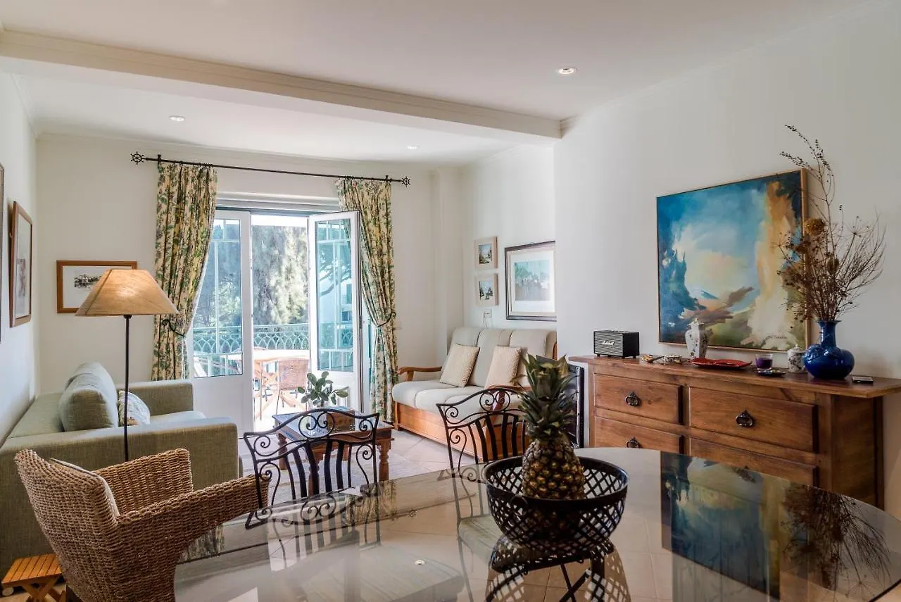 Pine Cliff Apartment By The Portuguese Butler أولوز داغوا